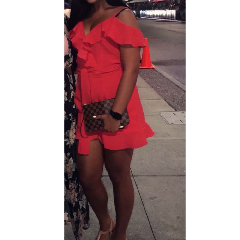 Red romper - Picture 3 of 4